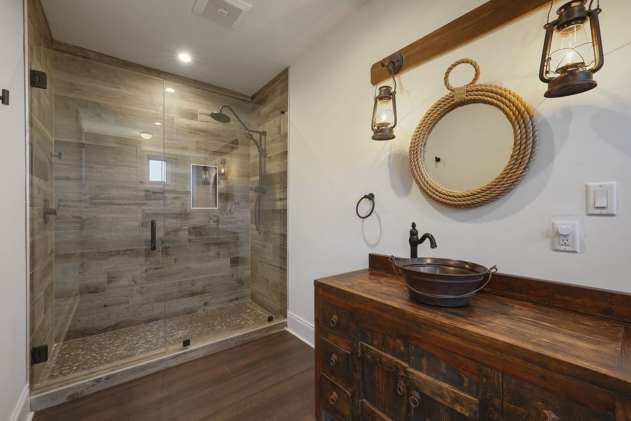 Big House by the Sea - Image 35