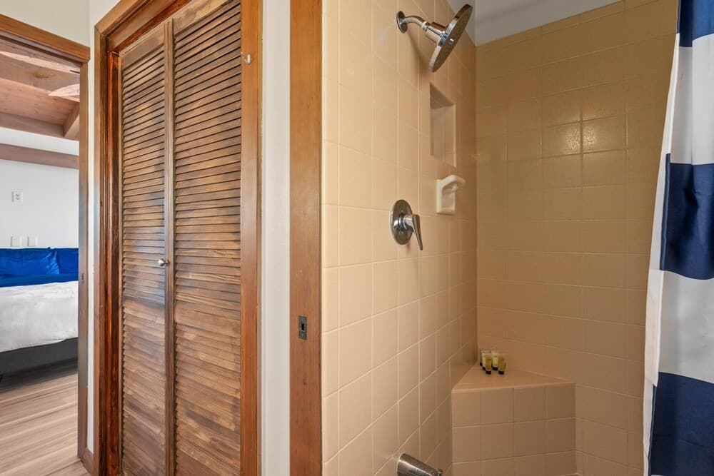 Hale Kaheka #6592 - Image 26