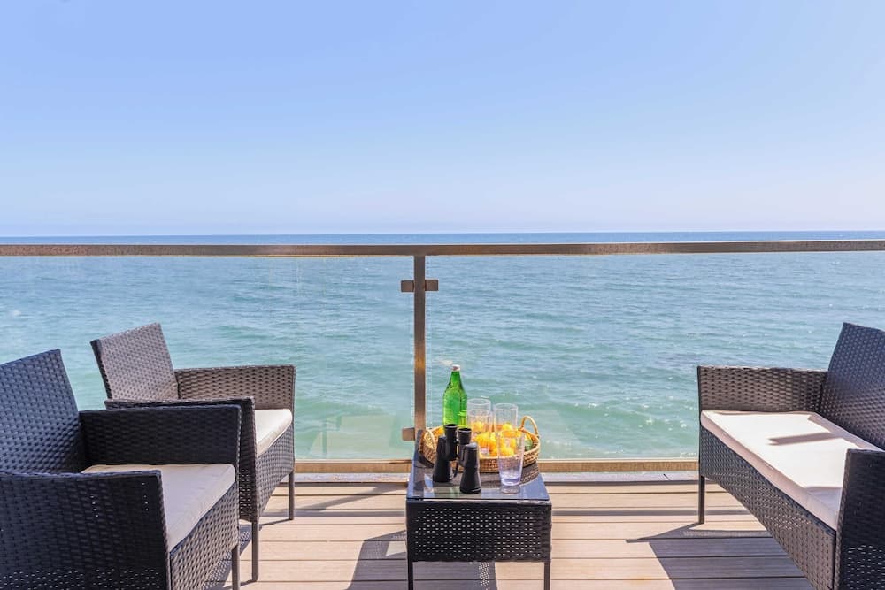 Big Rock Beach Retreat - Image 2