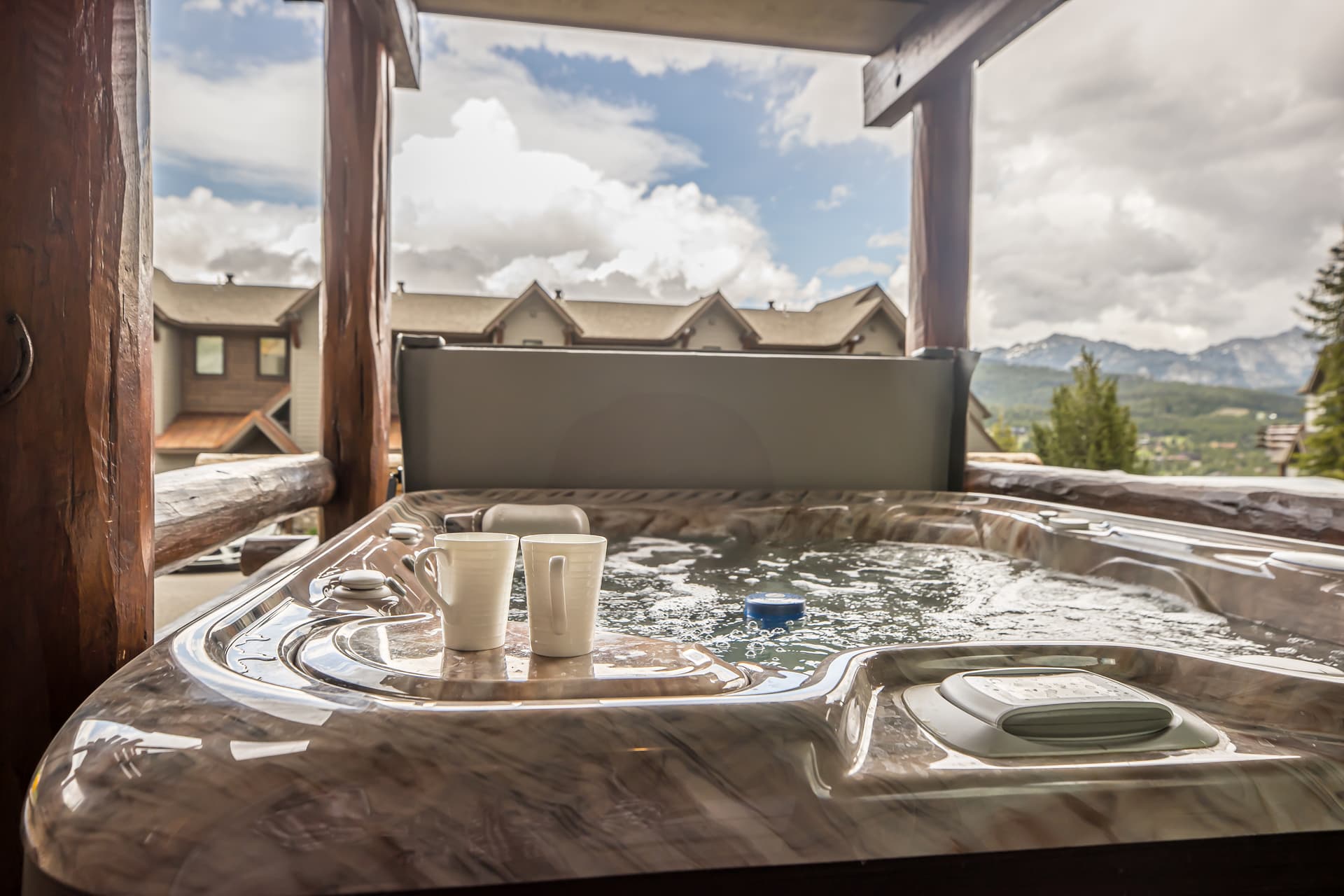 Snowline Chalet - Image 2