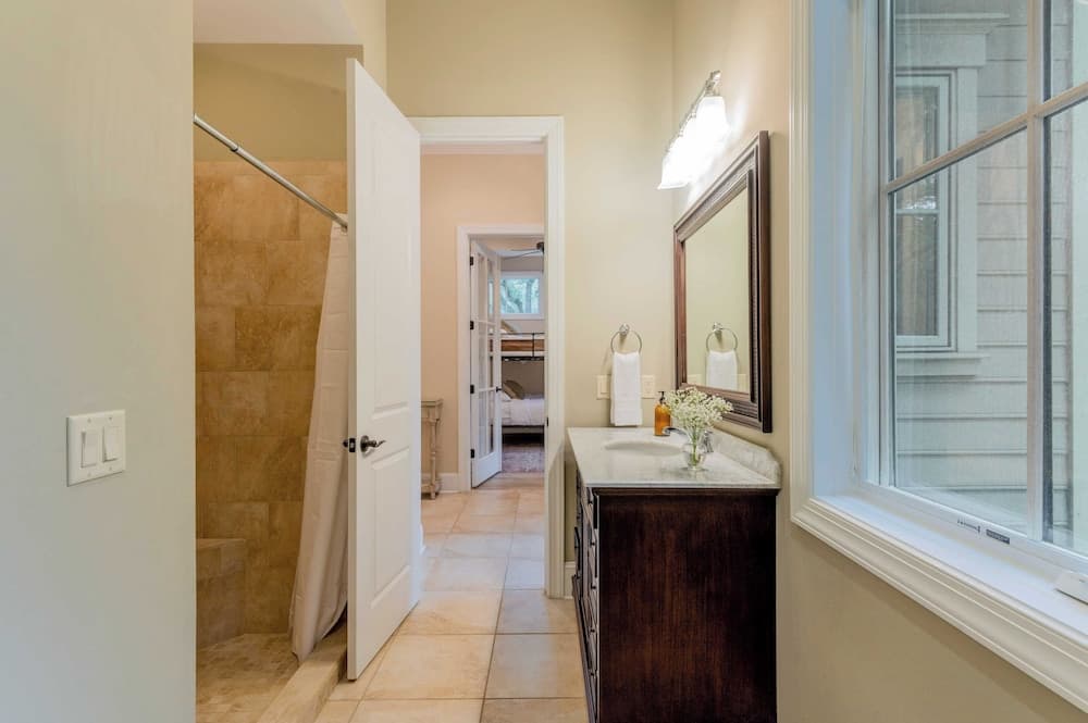 Birdie Retreat - Image 12