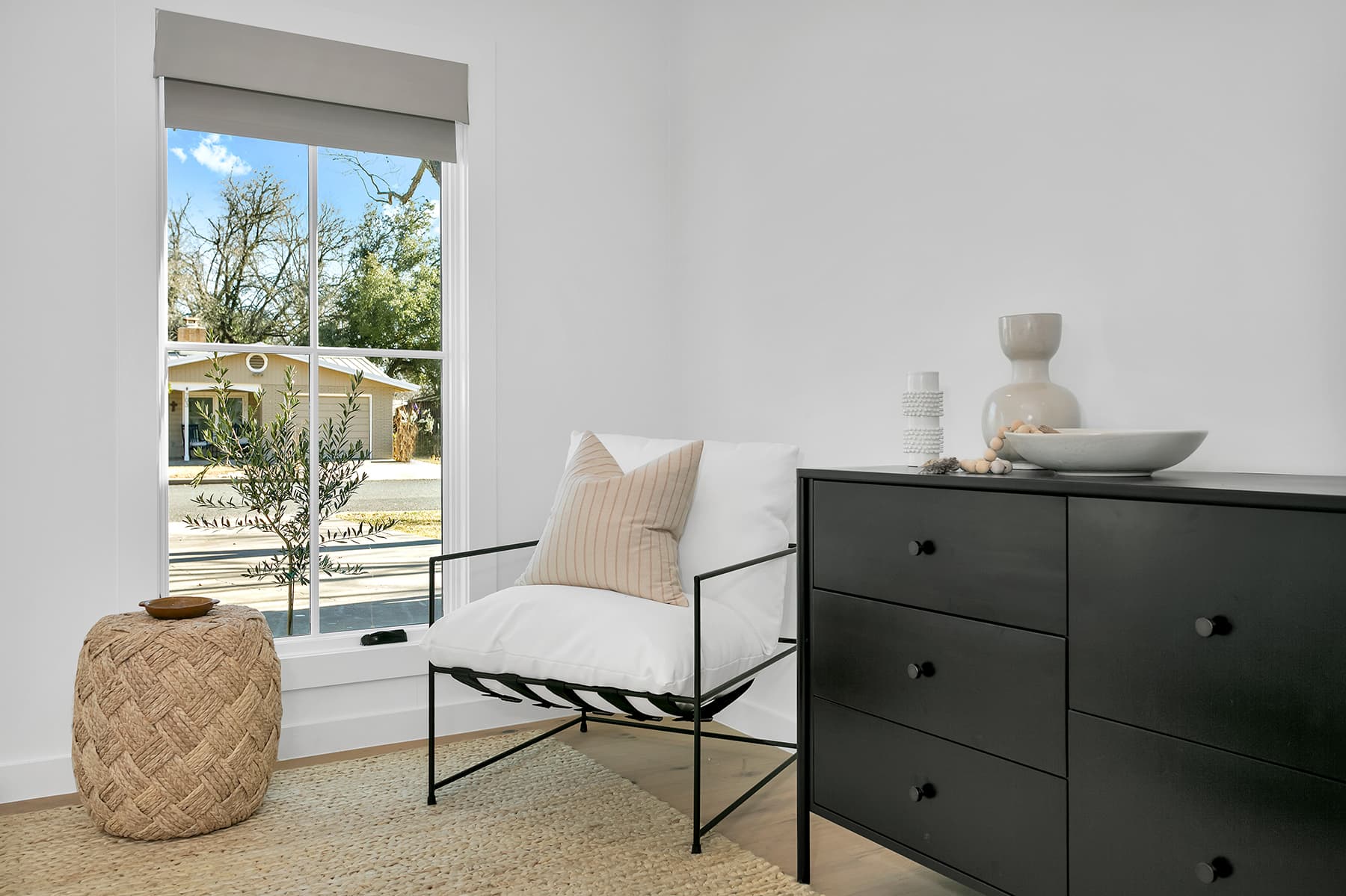 Biscuit House - Image 10