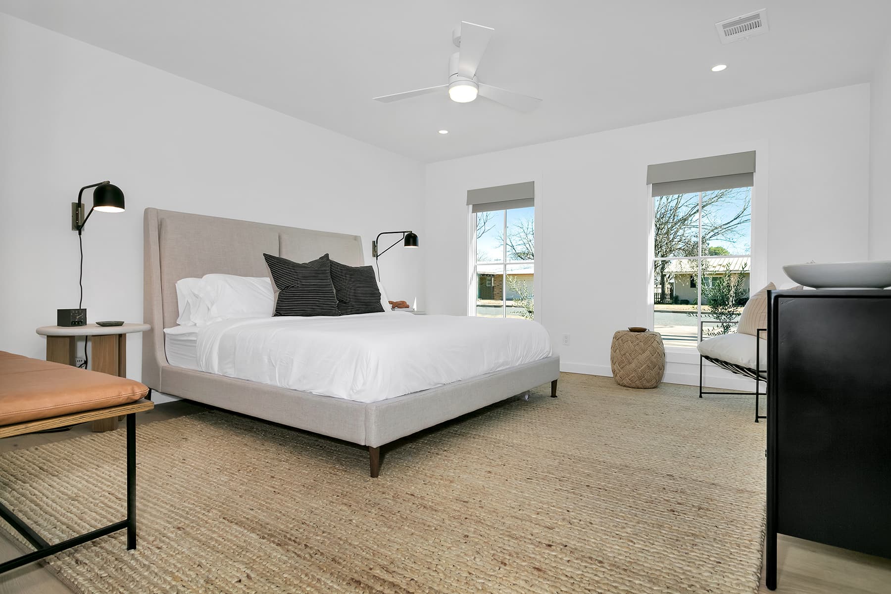 Biscuit House - Image 11