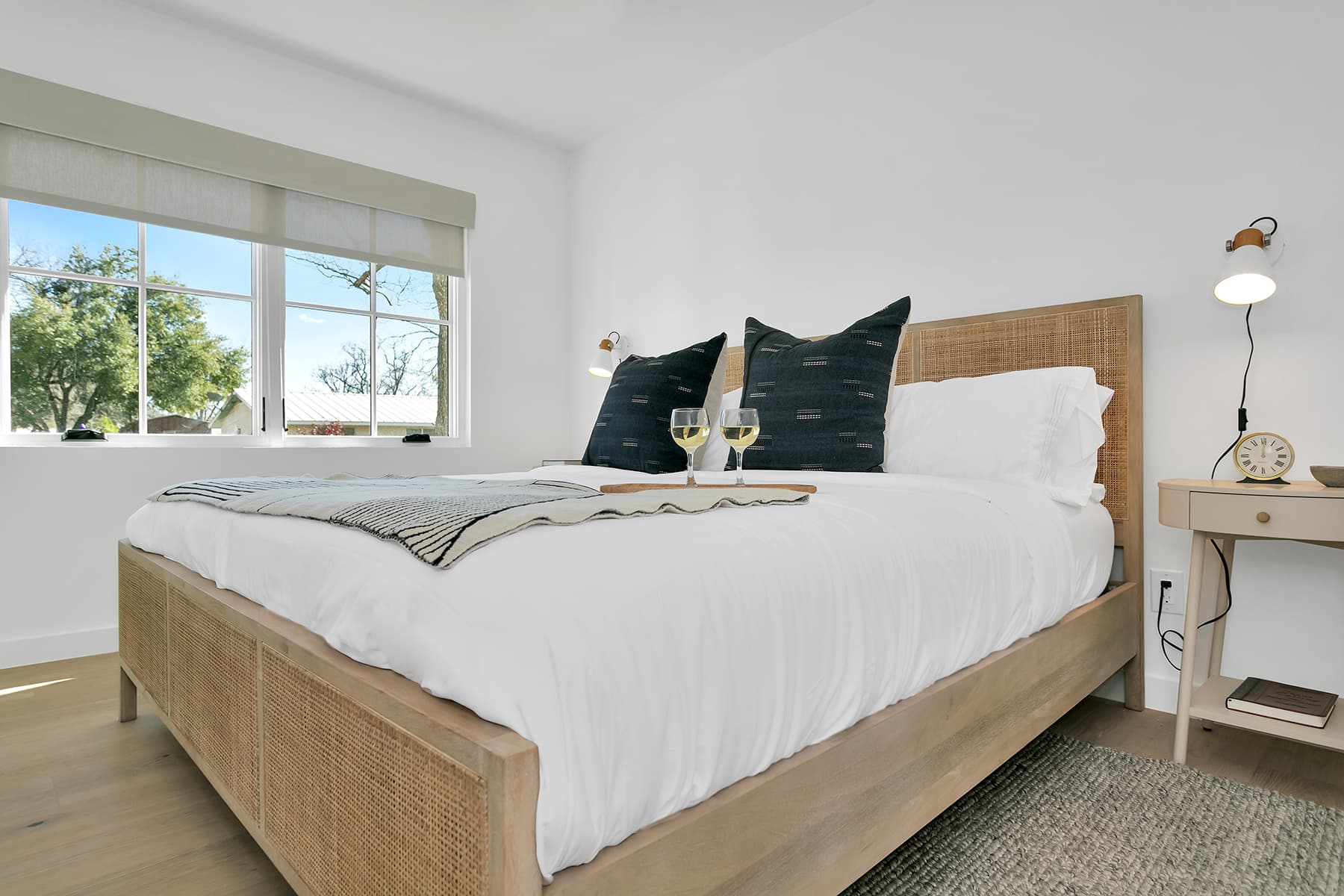 Biscuit House - Image 13