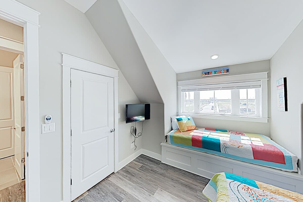 Perfect Pelican House - Image 18