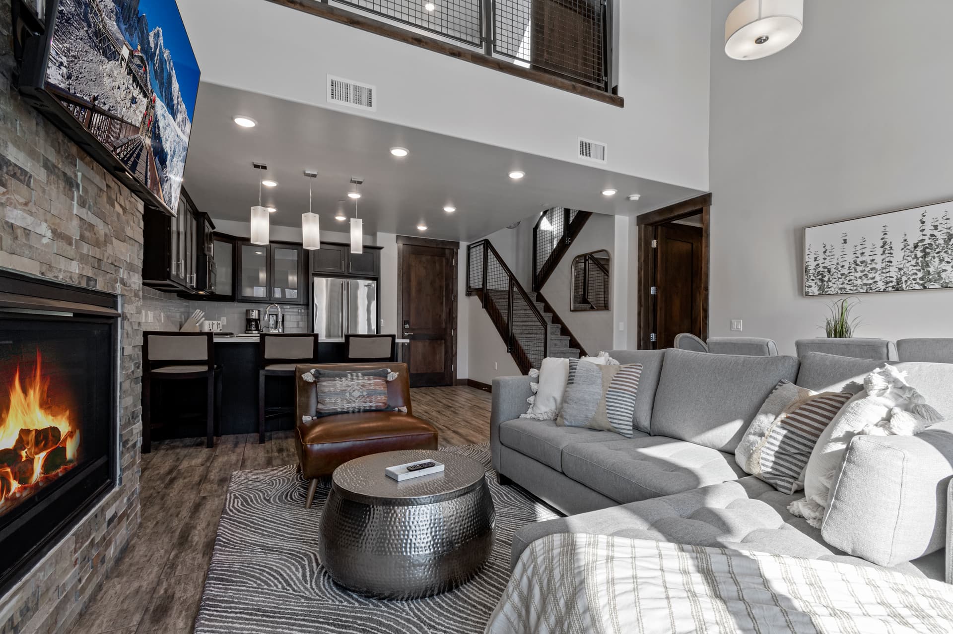 Blackstone Residences #306 - Image 4