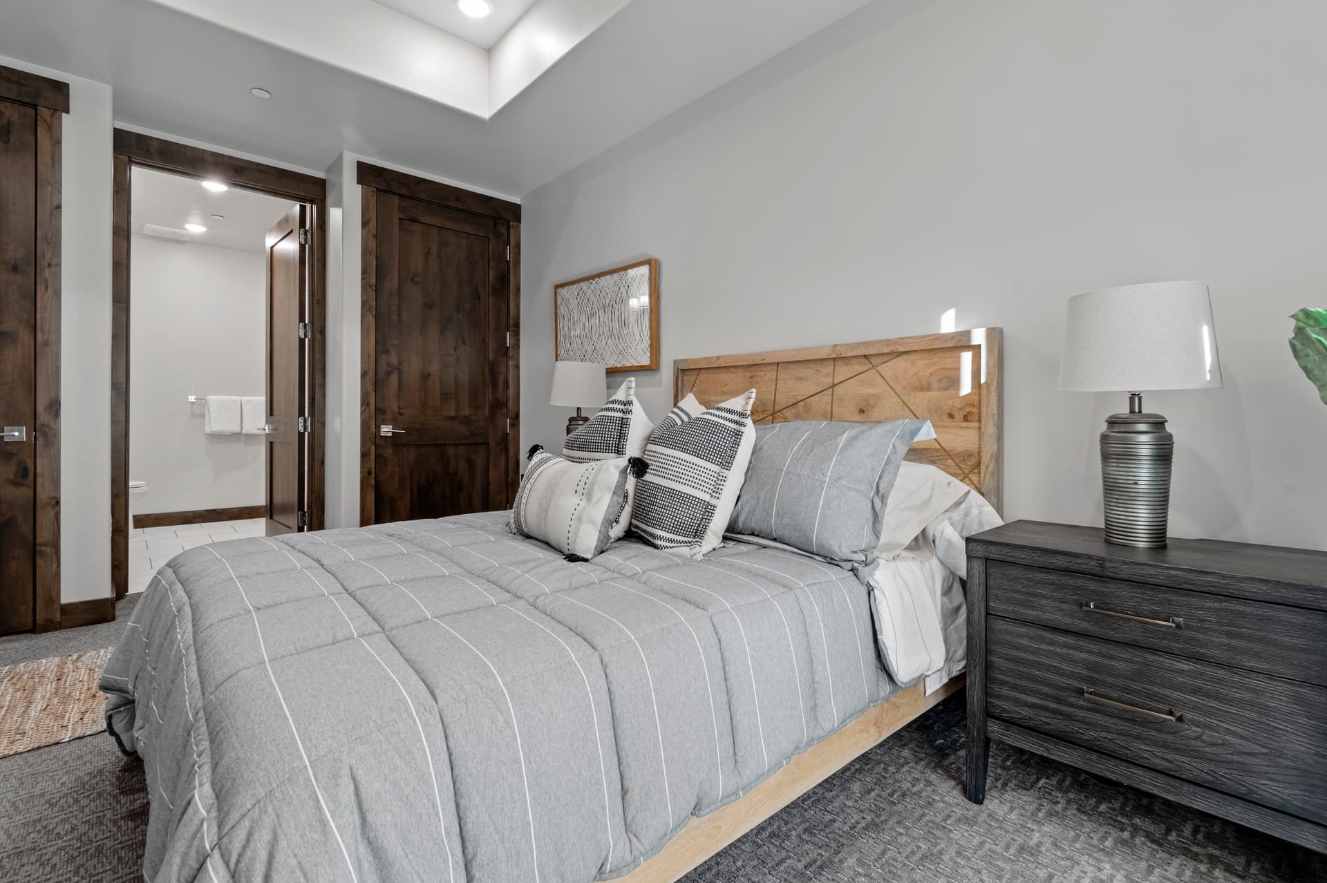 Blackstone Residences #306 - Image 12