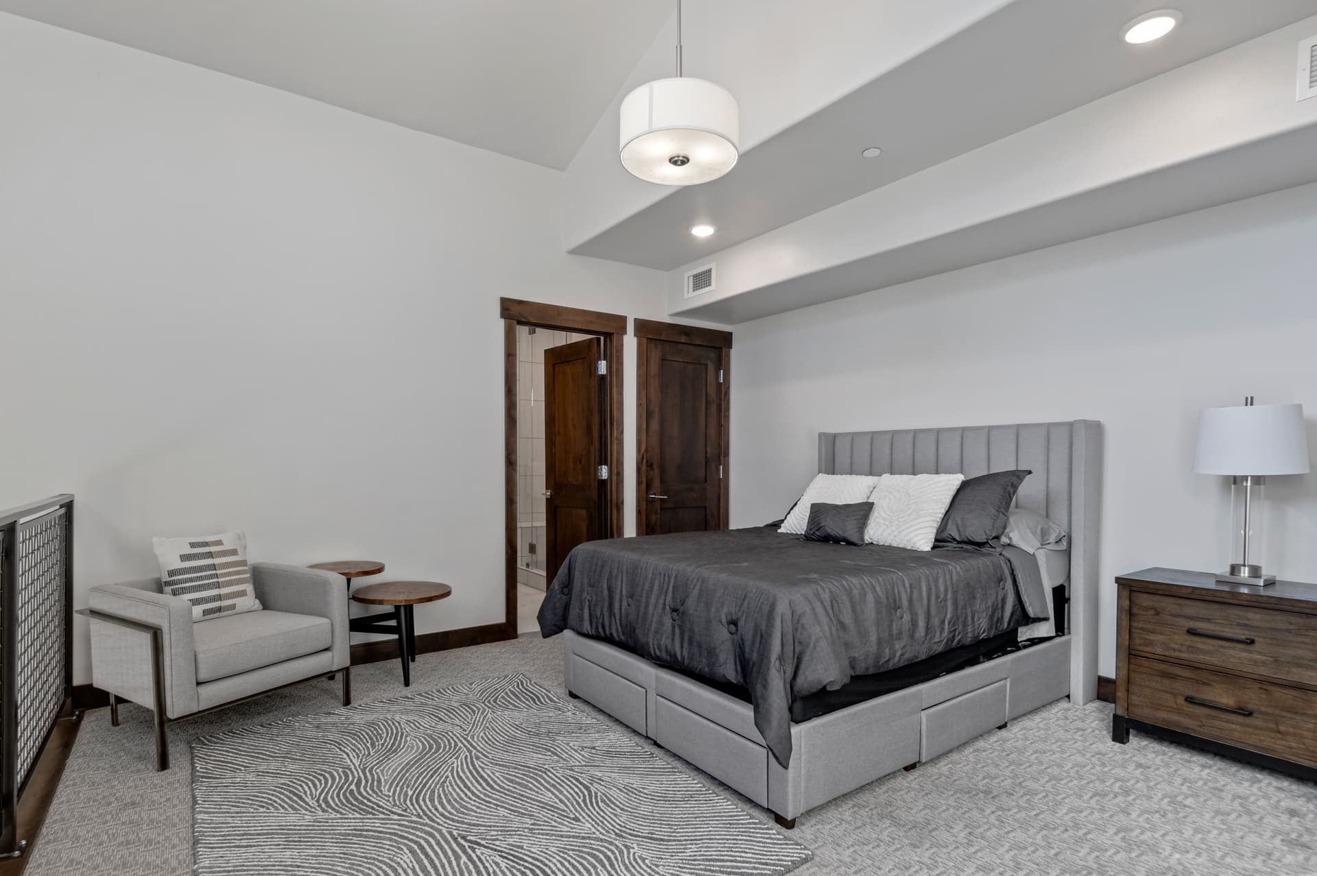 Blackstone Residences #306 - Image 15