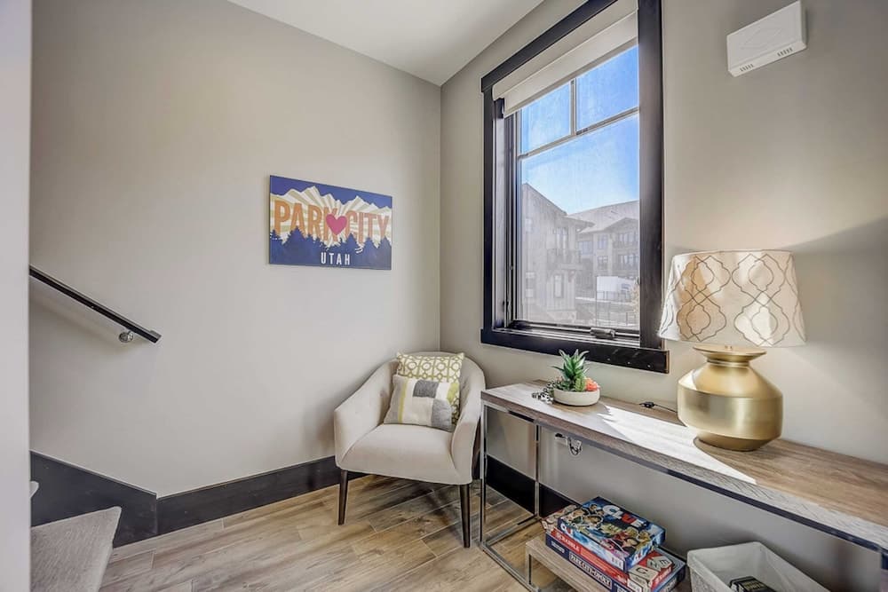 Blackstone at the Canyons - Image 15