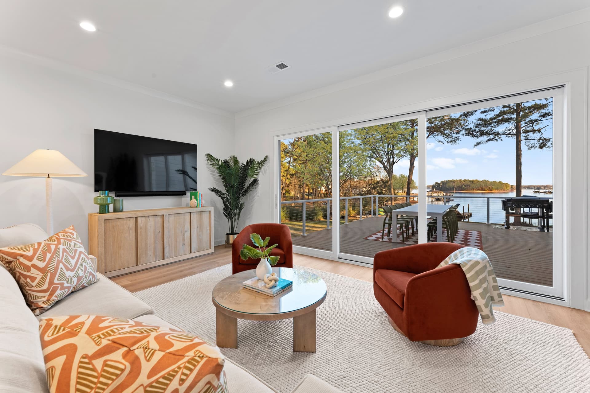 Blanca Bay on Brawley - Image 4