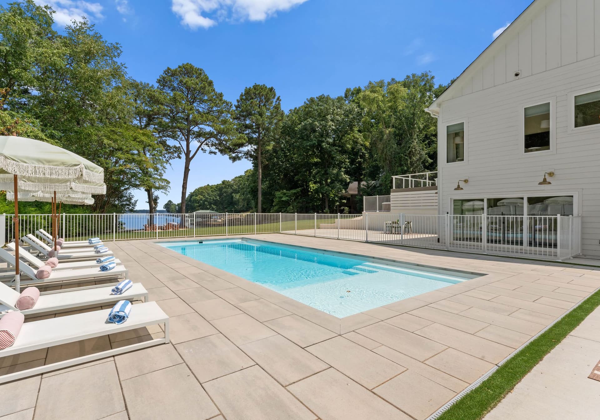 Blanca Bay on Brawley - Image 2