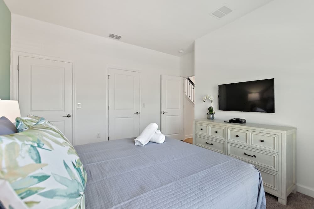 Blue Beach - Image 15