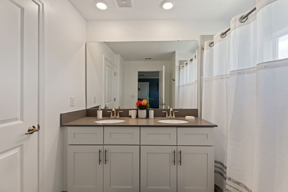 Blue Beach - Image 16