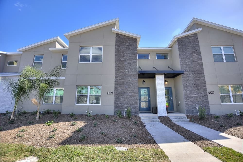 Blue Beach - Image 27