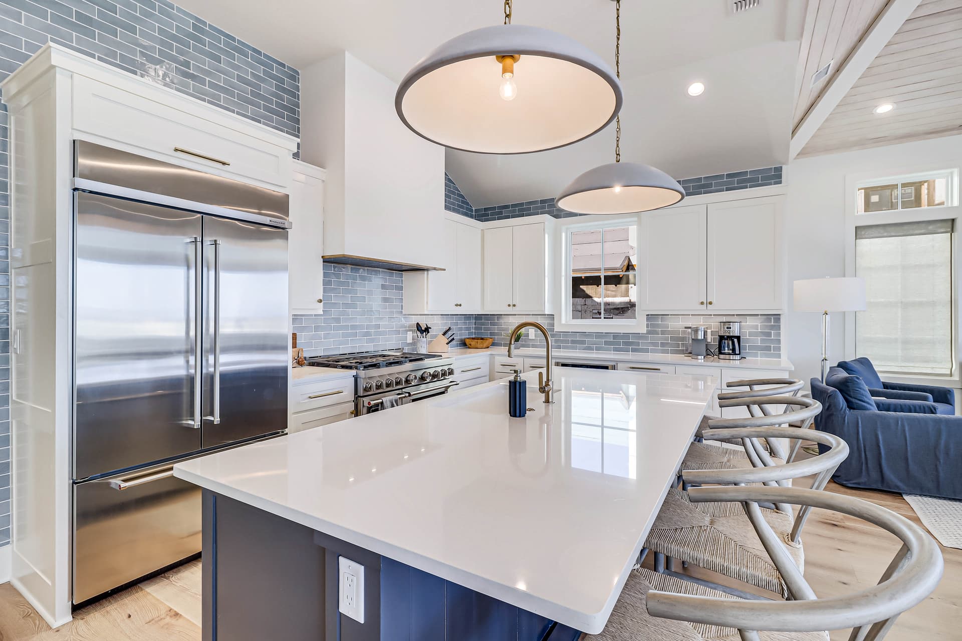 Blue Havana - Image 11