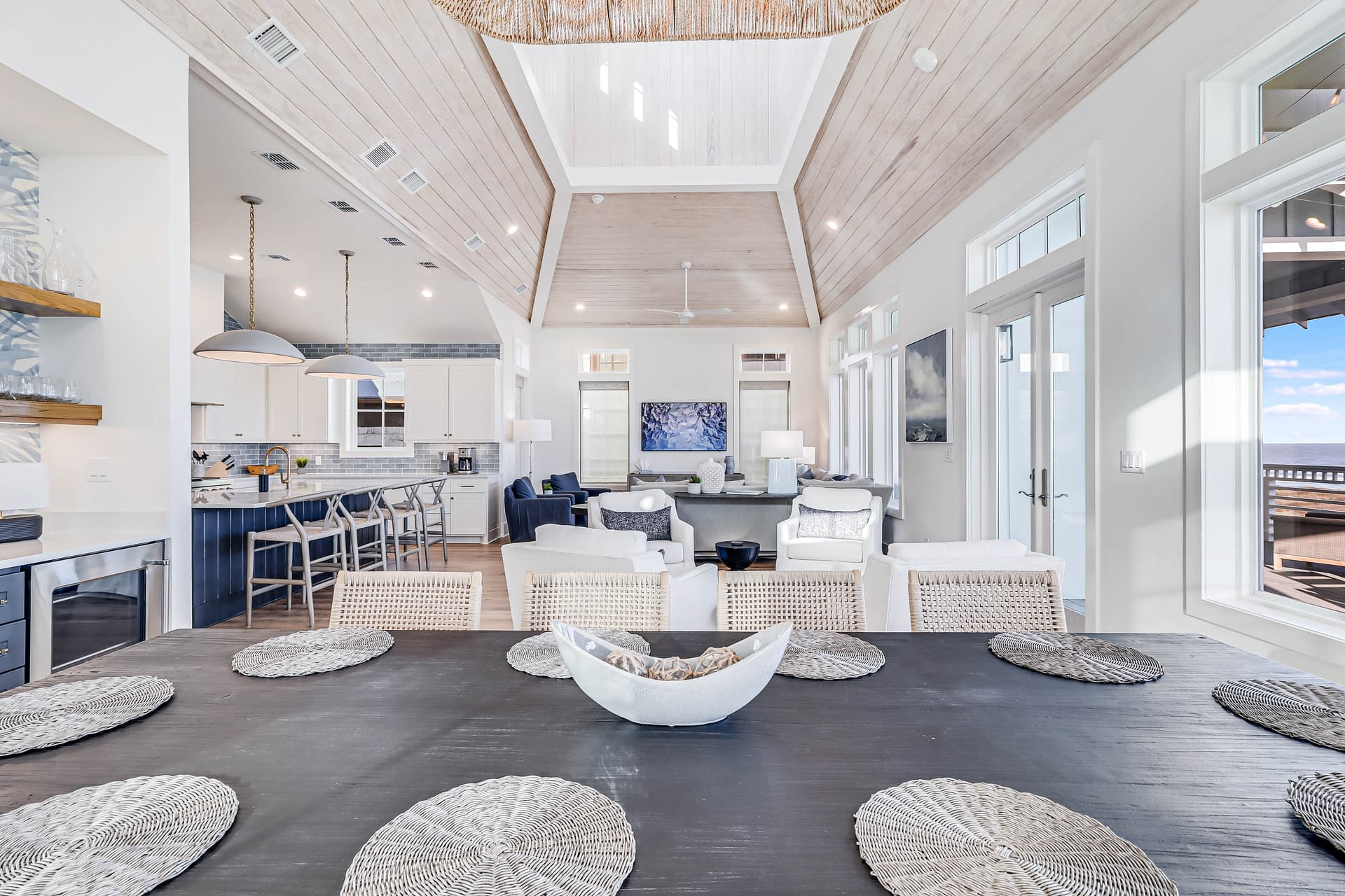 Blue Havana - Image 9