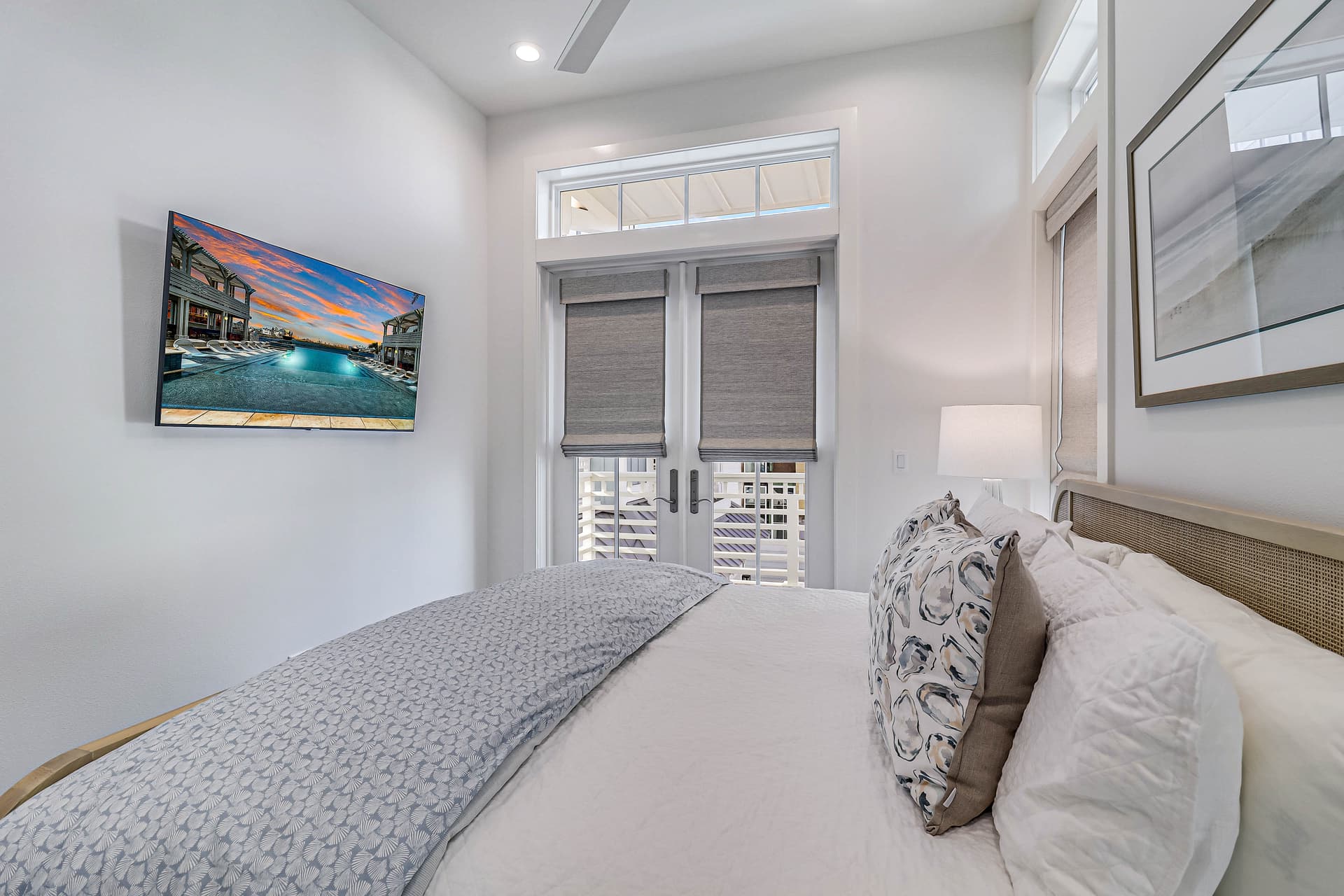 Blue Havana - Image 27