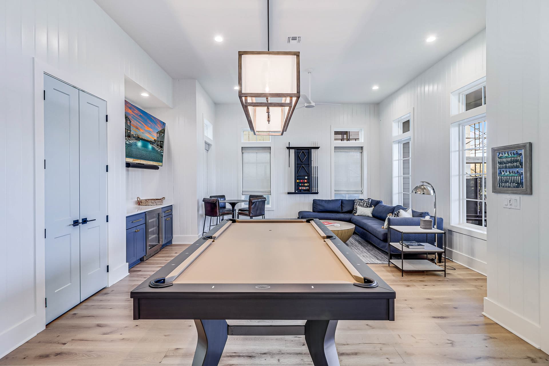 Blue Havana - Image 4