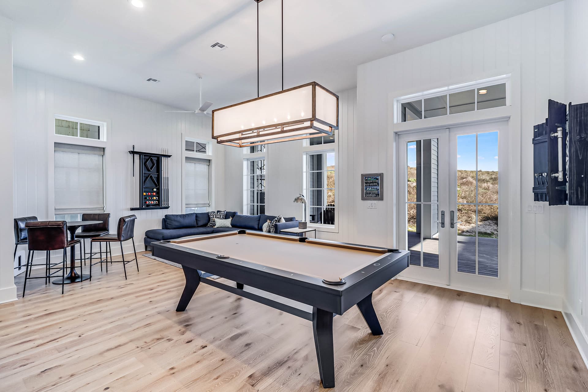 Blue Havana - Image 18