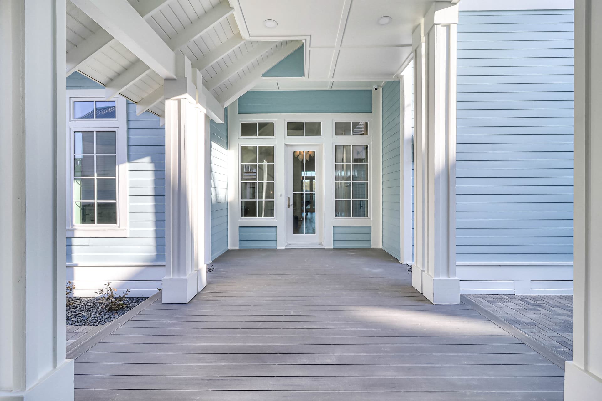 Blue Havana - Image 74