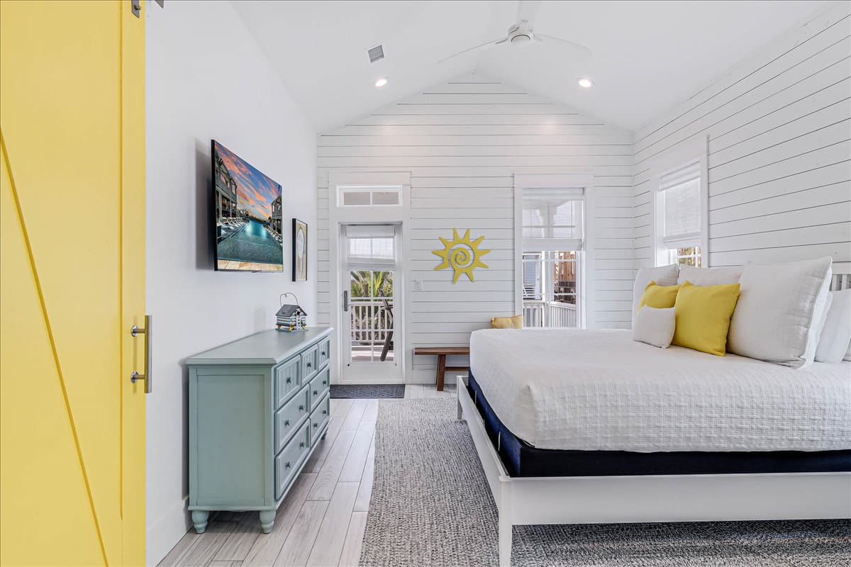 Blue Magnolia - Image 17