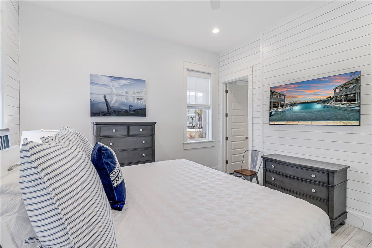 Blue Magnolia - Image 14