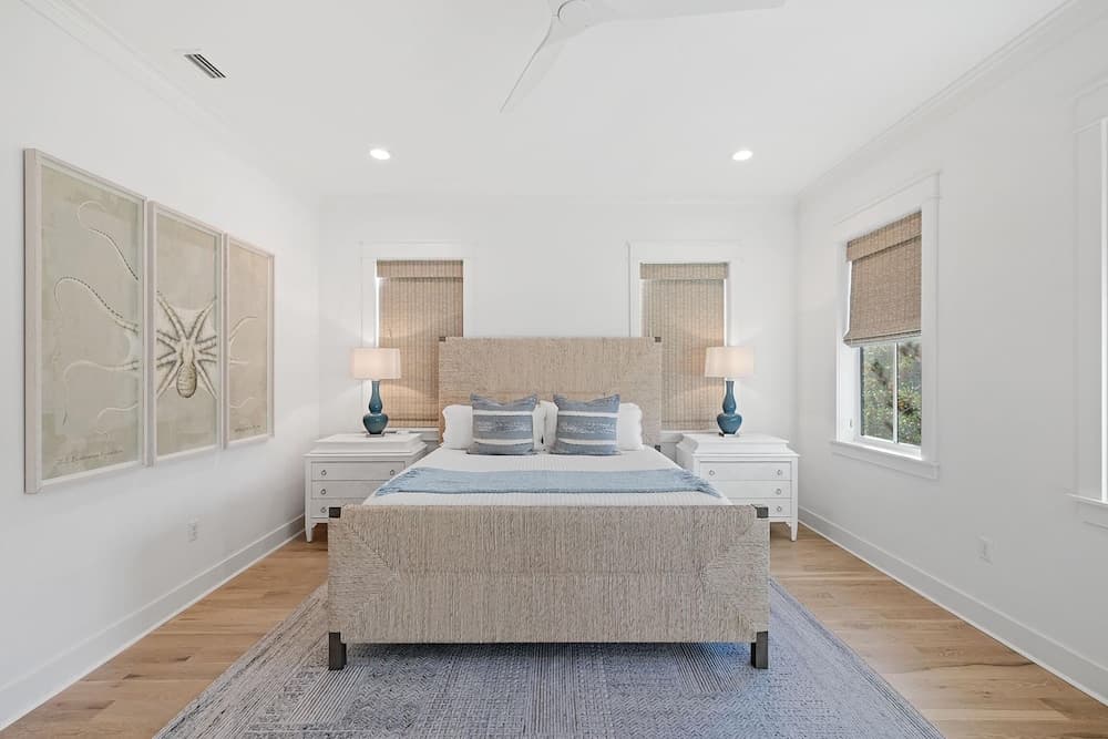 Blue Moon - Image 19