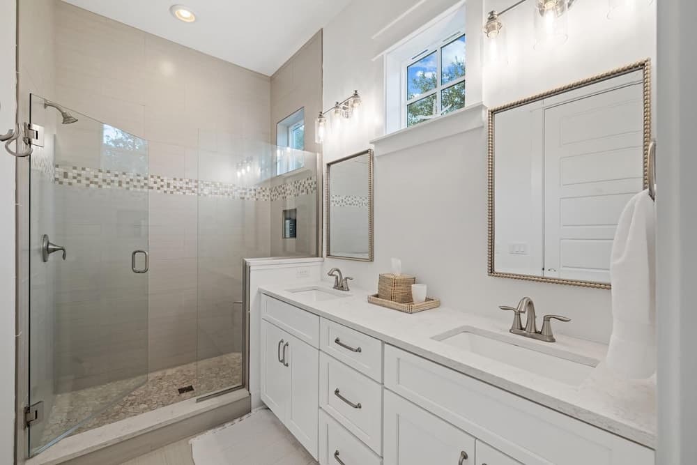 Blue Moon - Image 31