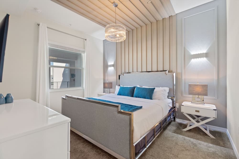 Blue Toucan #402 - Image 12