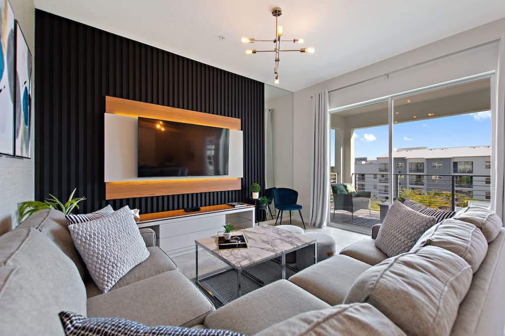 Blue Toucan #402 - Image 6