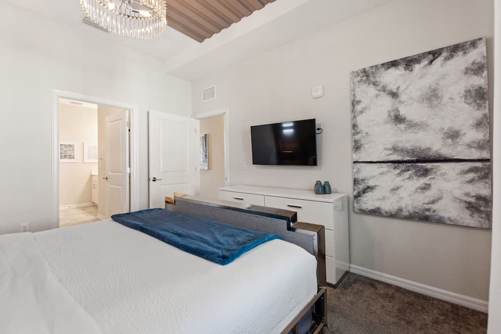 Blue Toucan #402 - Image 13