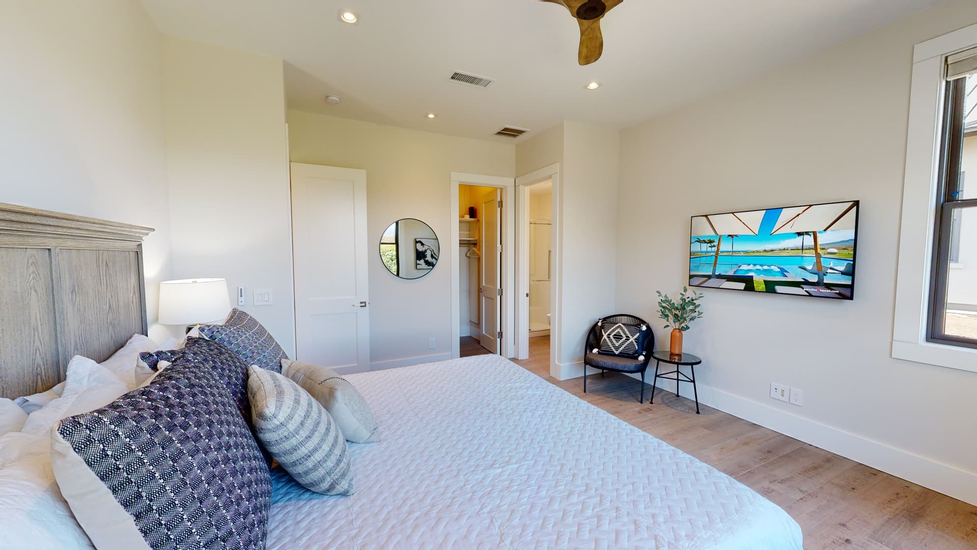 Blue Tranquility - Image 17