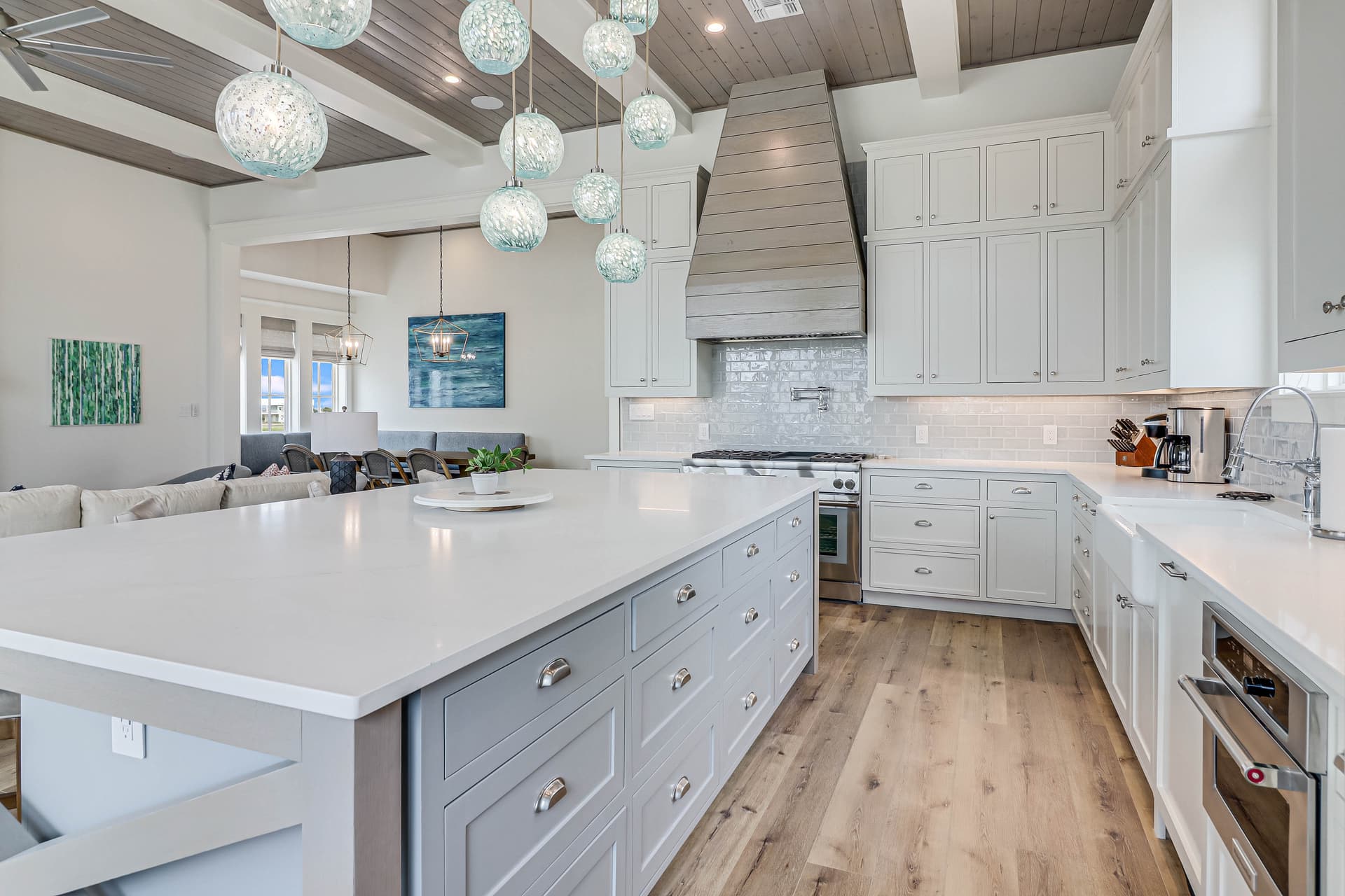 Boardwalk Breeze - Image 10