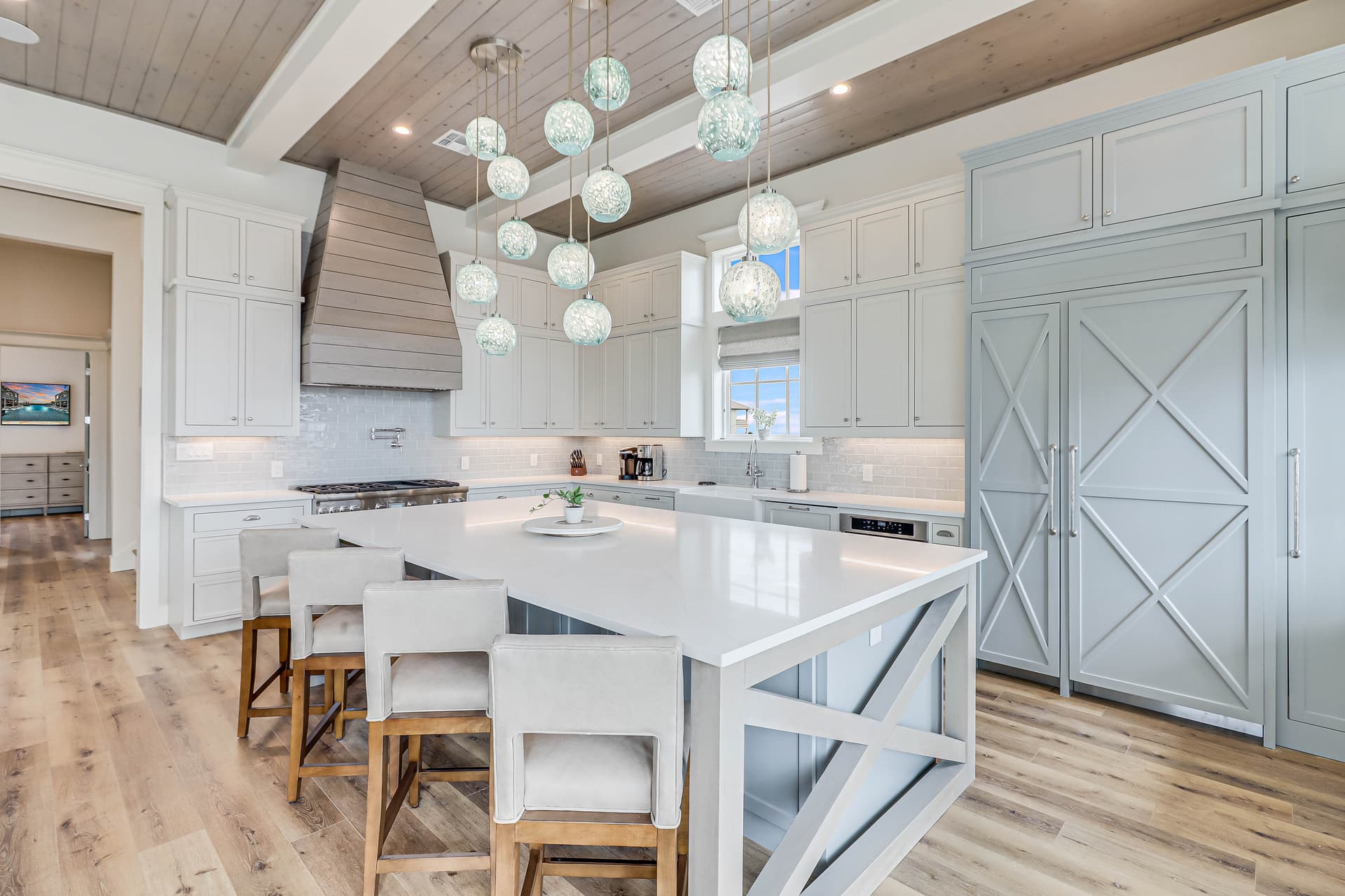 Boardwalk Breeze - Image 8