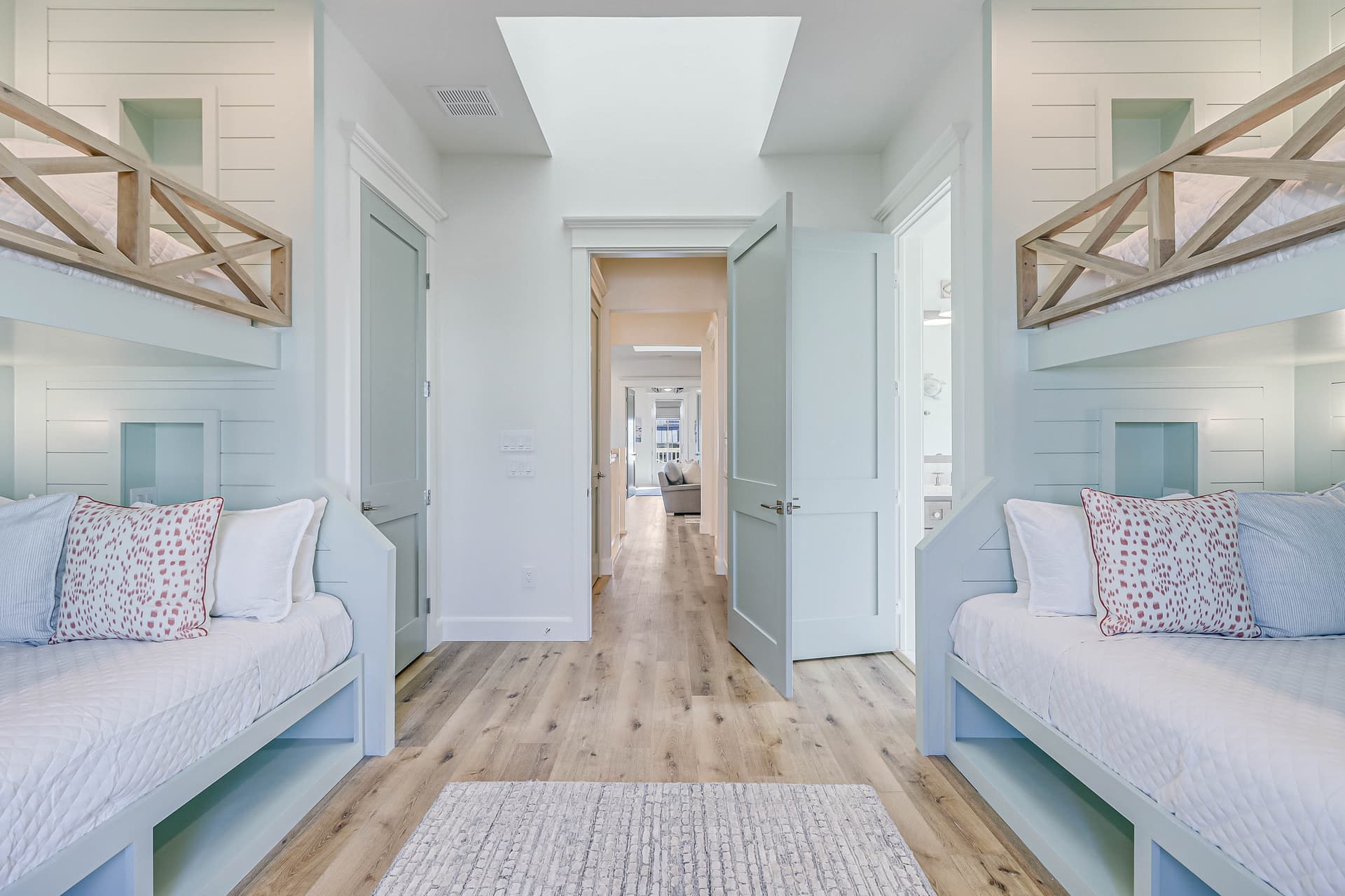 Boardwalk Breeze - Image 13