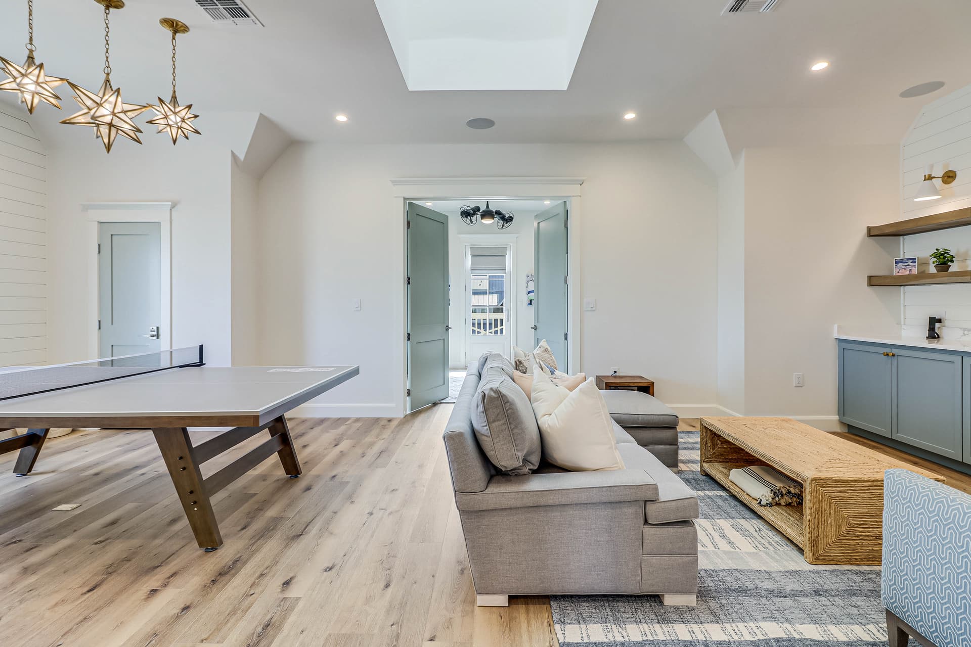 Boardwalk Breeze - Image 30