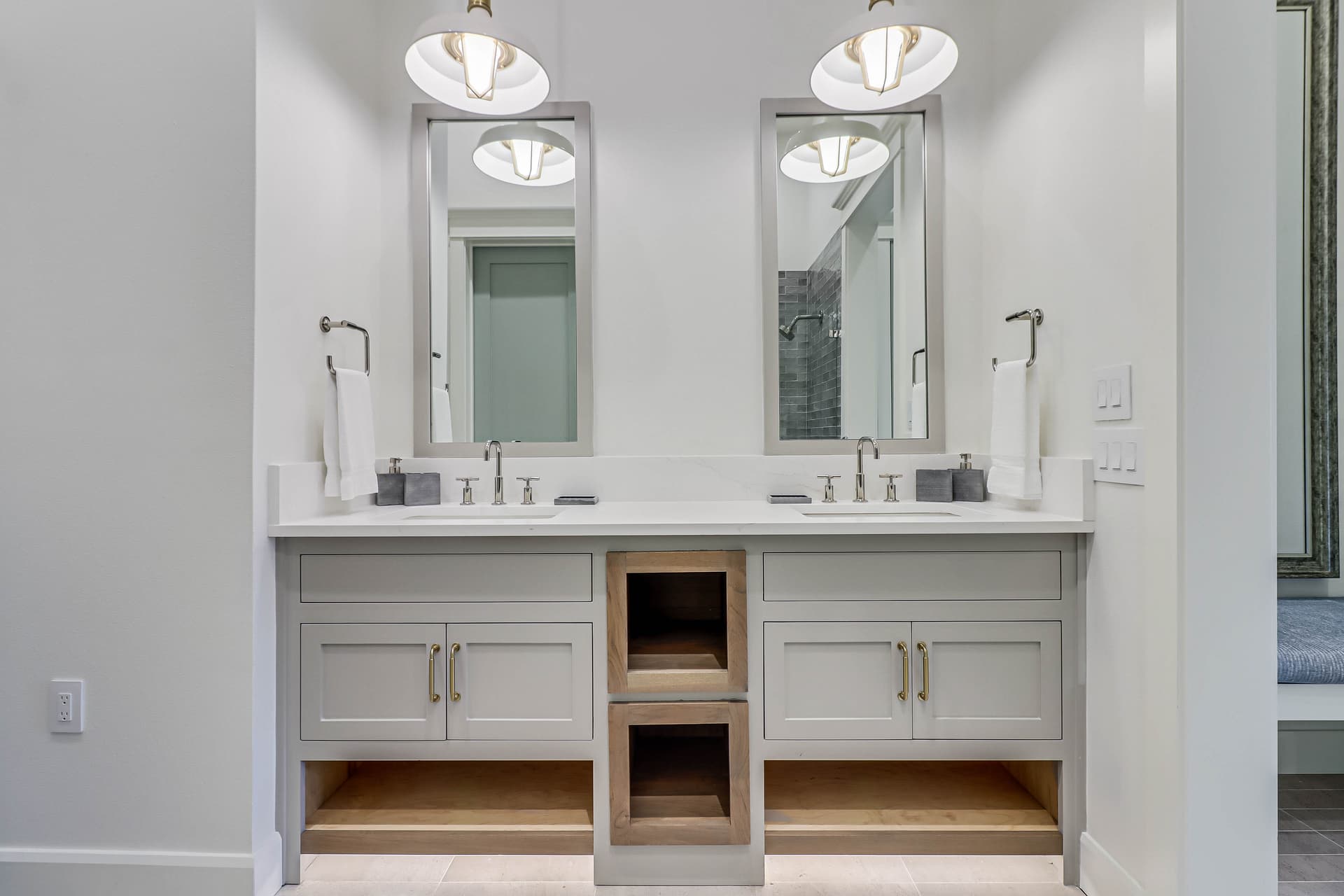 Boardwalk Breeze - Image 42