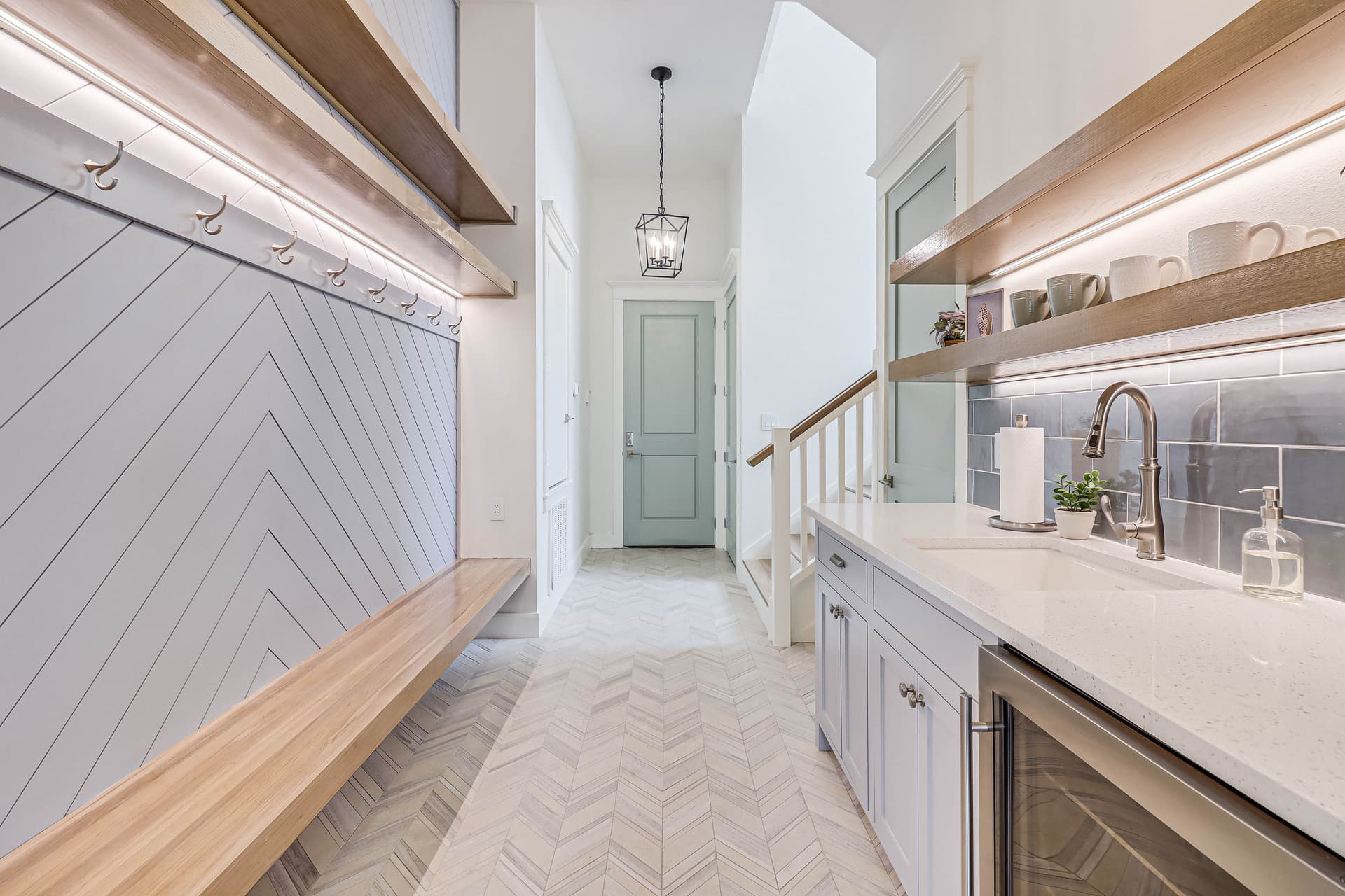 Boardwalk Breeze - Image 46