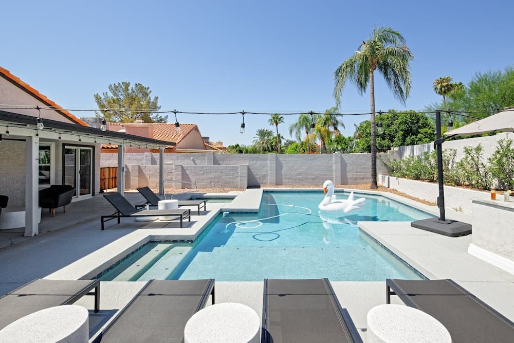 Bohemian Resort - Image 29