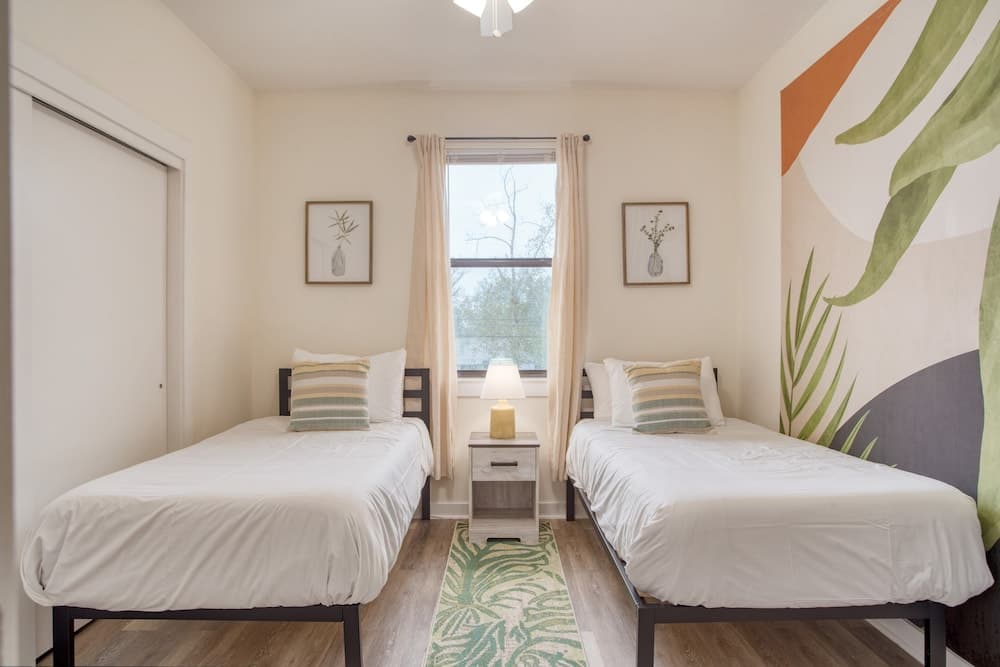 Charming Bonnie - Image 13