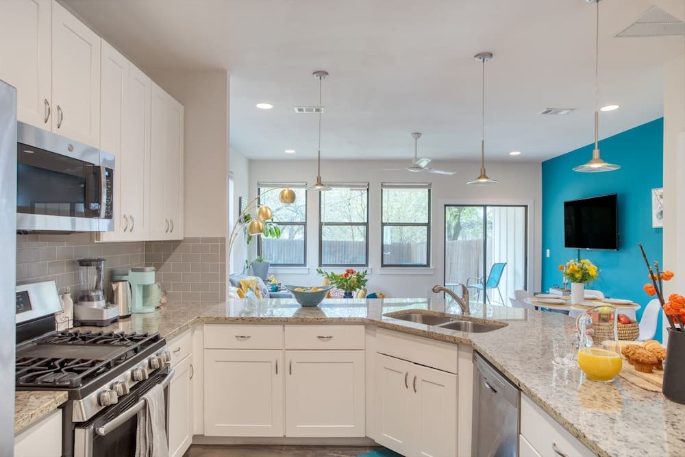 Charming Bonnie - Image 9