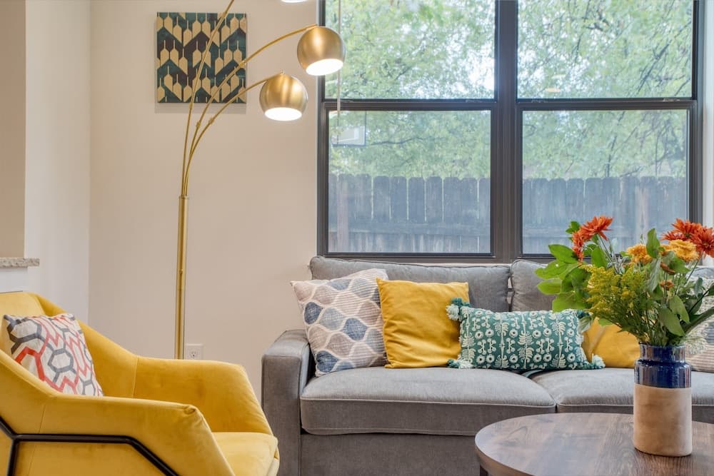 Charming Bonnie - Image 4