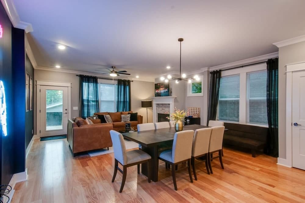 Rock House - Image 4