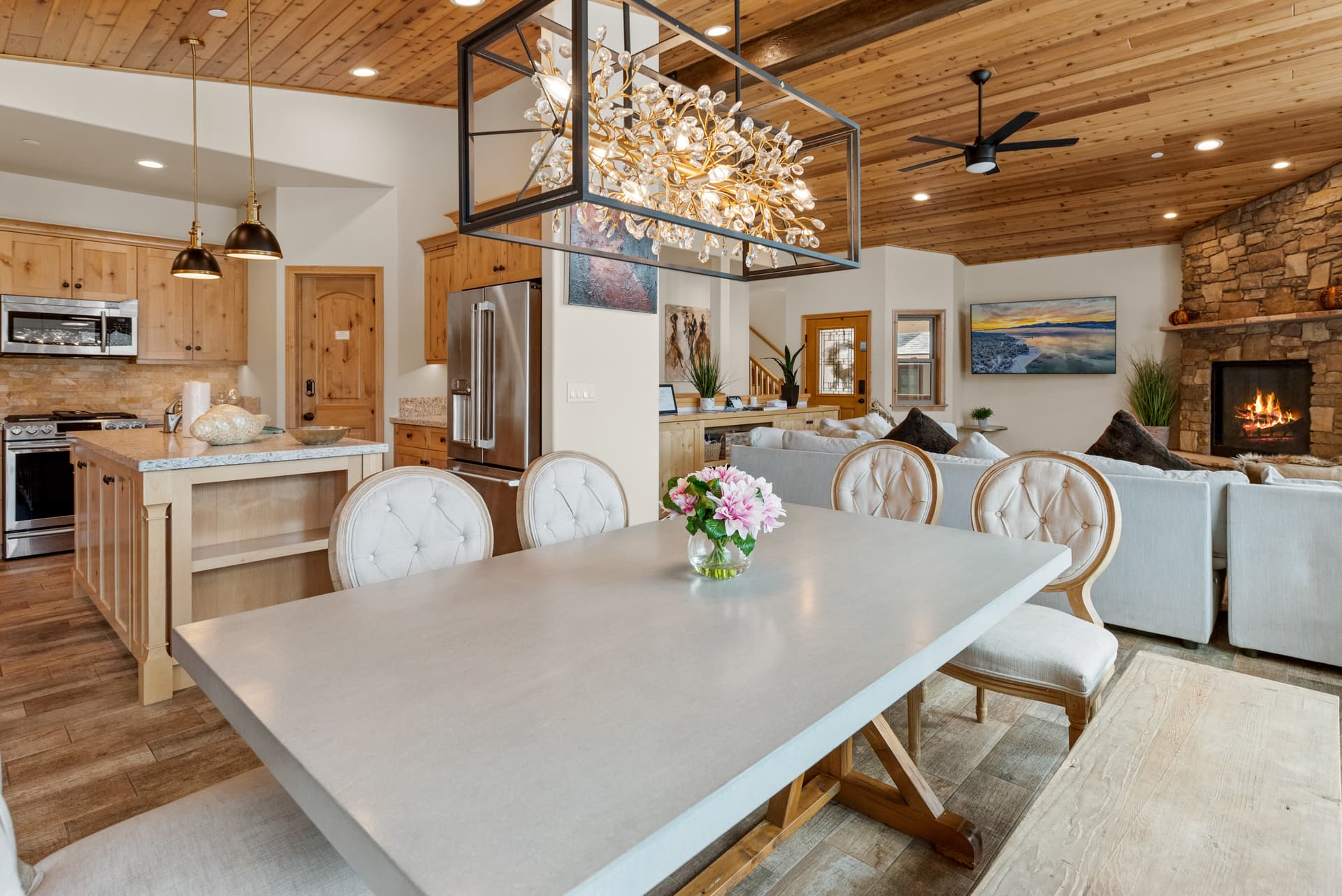 Boulder Bay Chalet - Image 5