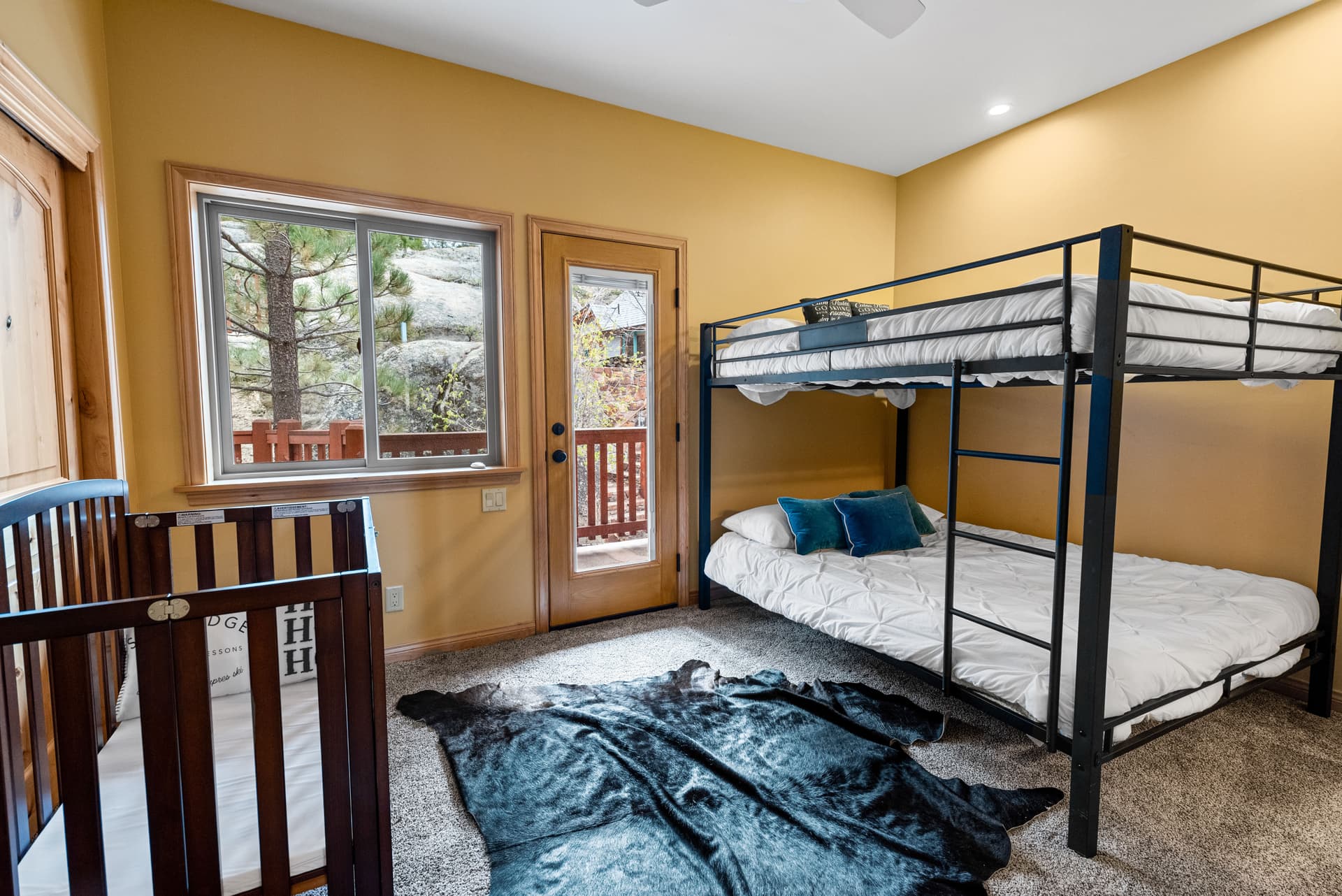 Boulder Bay Chalet - Image 14