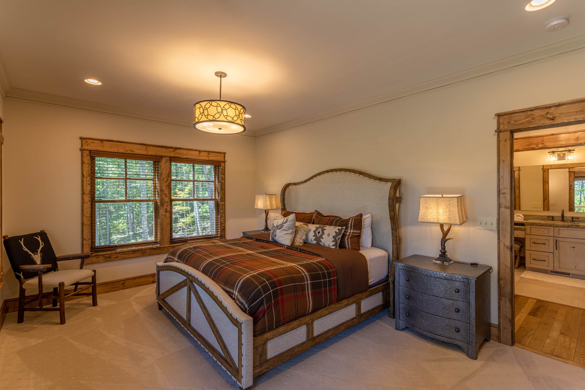 Boulder Creek Manor - Image 13