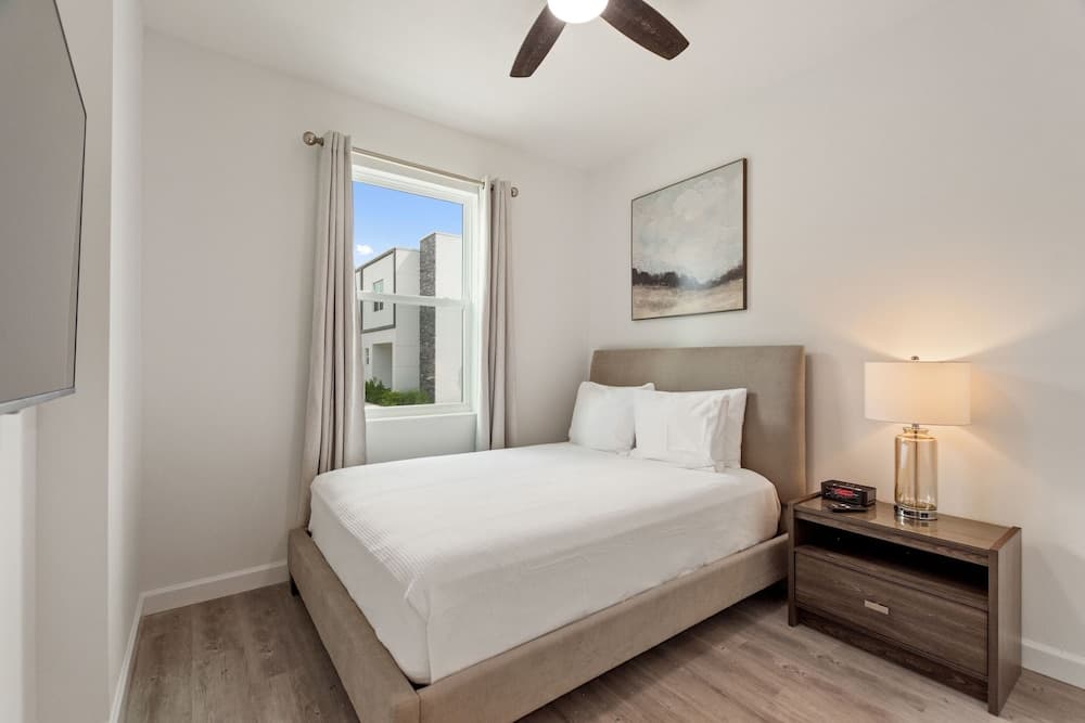 Boutique Retreat - Image 8