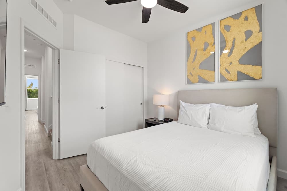 Boutique Retreat - Image 9