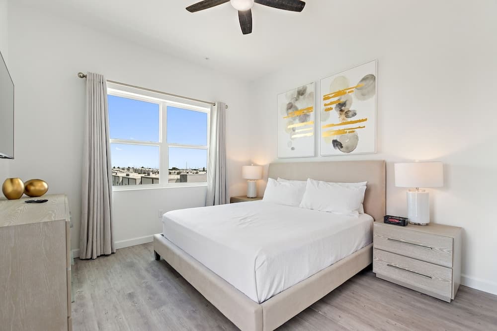 Boutique Retreat - Image 12