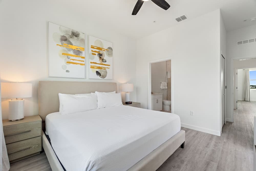 Boutique Retreat - Image 13